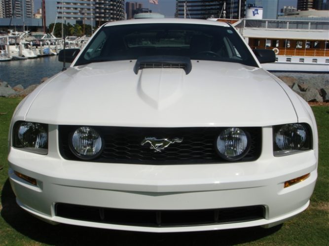 2005-2009 Mustang Fiberglass A41 Ram Air Hood