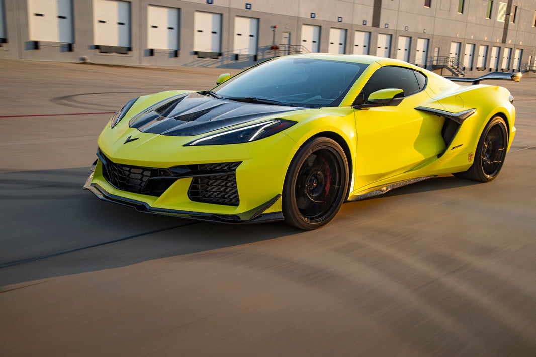 C8 Corvette Forged Carbon & Carbon Fiber Engine Dress-up