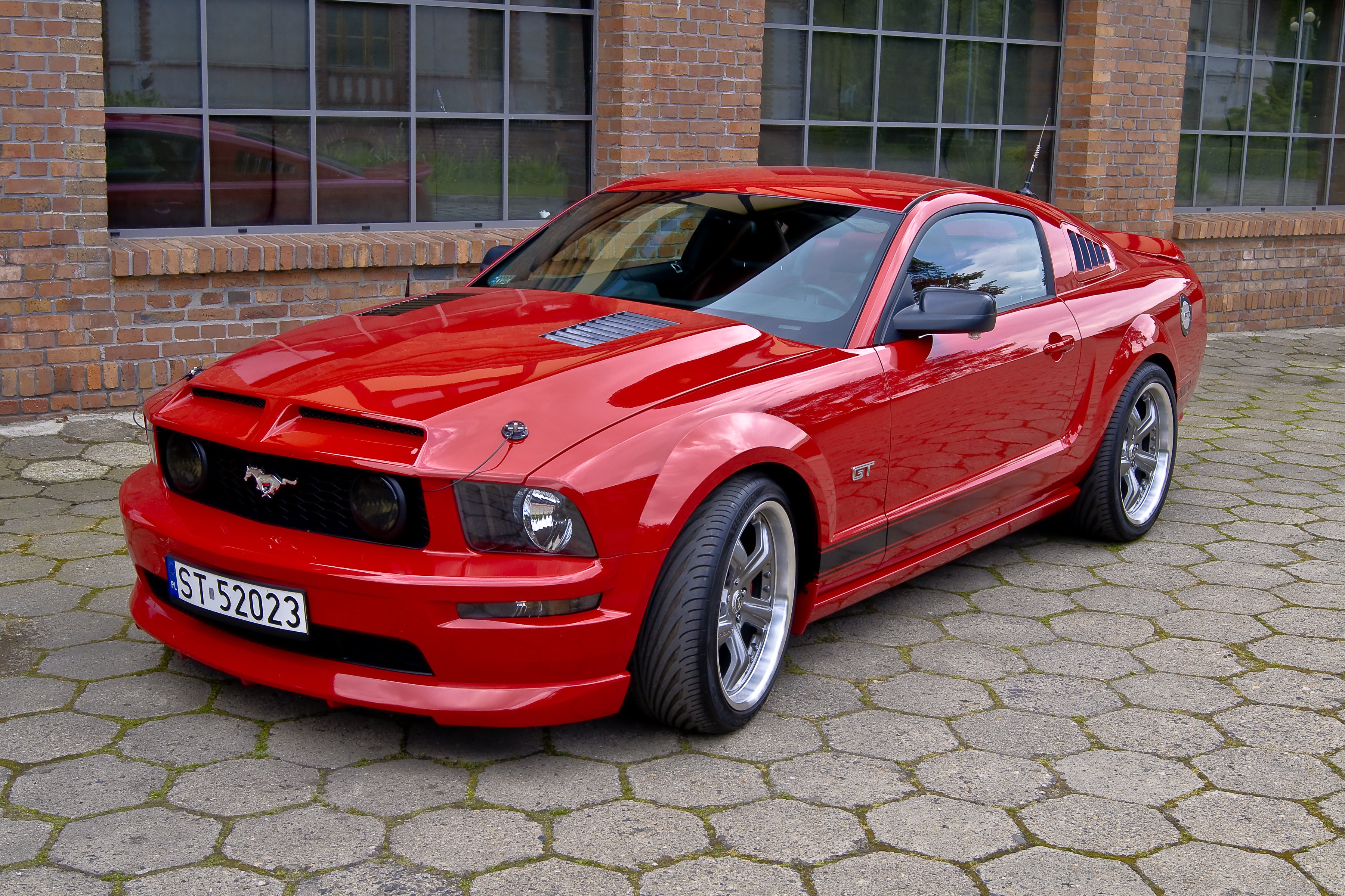 2005-2009 Mustang Fiberglass A44 Ram Air Hood - TRUFIBER.COM