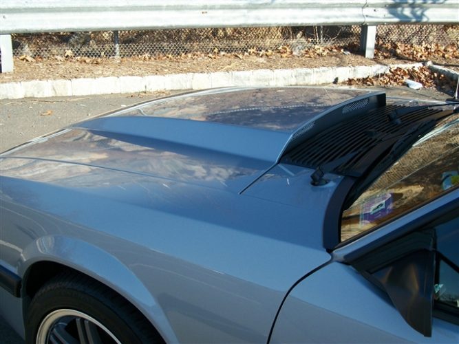 1984-1986 Mustang Fiberglass A49-3 Heat Extractor Hood - view 3