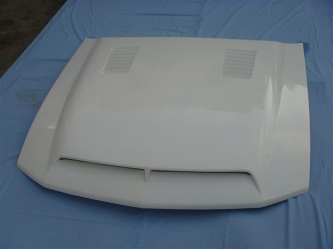 2005-2009 Mustang Fiberglass A53 Ram Air Hood - view 2