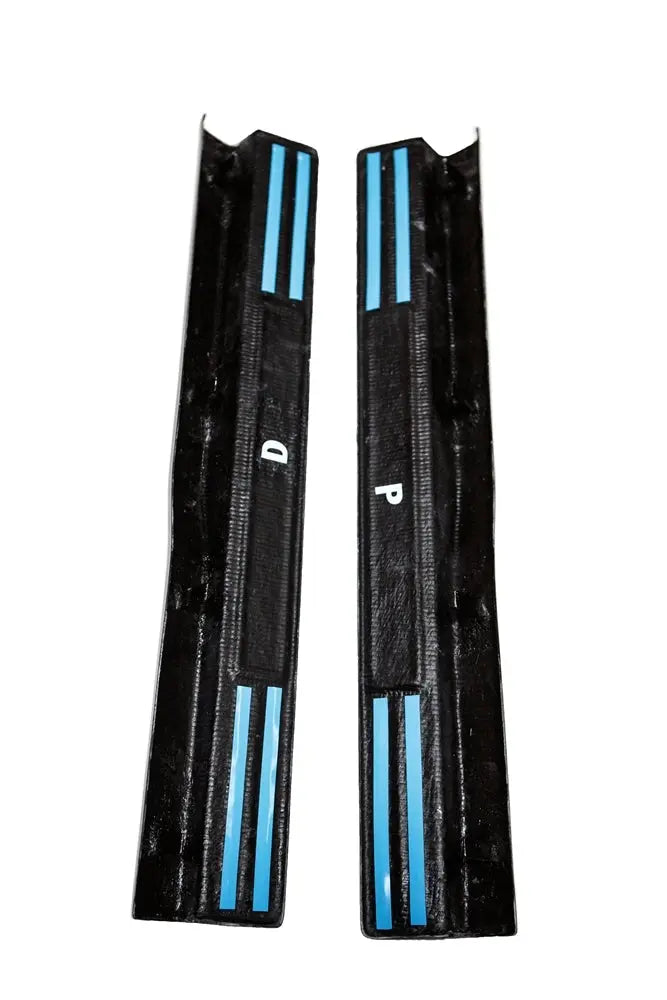 2005-2014 Mustang Carbon Fiber LG108 Door Sills - view 4