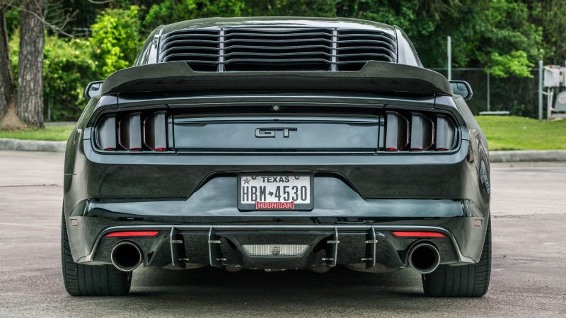 2015-2017 S550 Mustang Carbon Fiber LG383 Rear Diffuser Fins - view 4