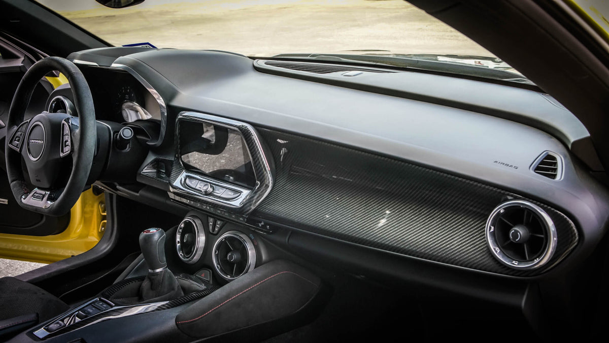 2016-2019 Camaro Carbon Fiber LG384 Dash