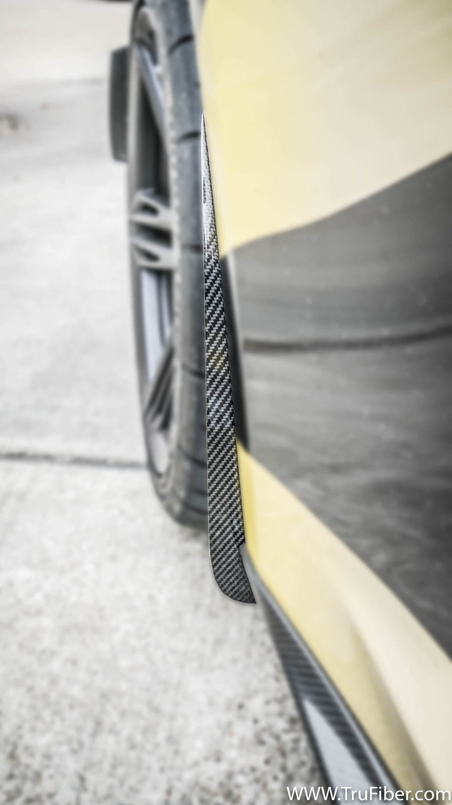 2016-2019 Camaro Carbon Fiber LG440 Front Splash Guards