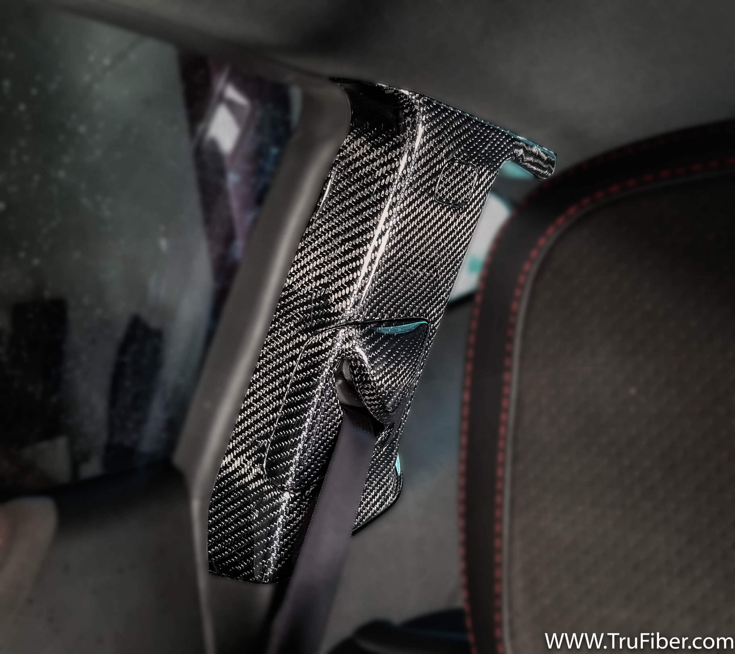 2017-2019 Camaro Carbon Fiber LG458 B-Pillars - EXCLUSIVE vendor-unknown