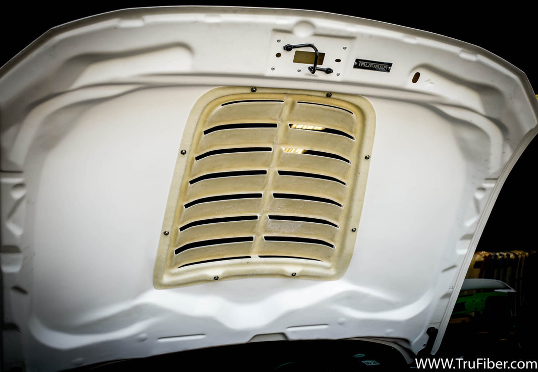 2015-2019 Mustang Fiberglass LG425 Rain Guard