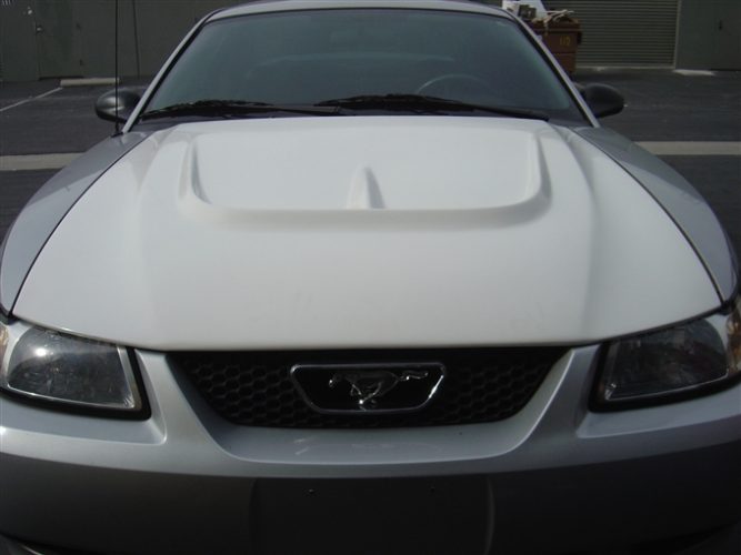 1999-2004 Mustang Fiberglass A28 Heat Extractor Hood