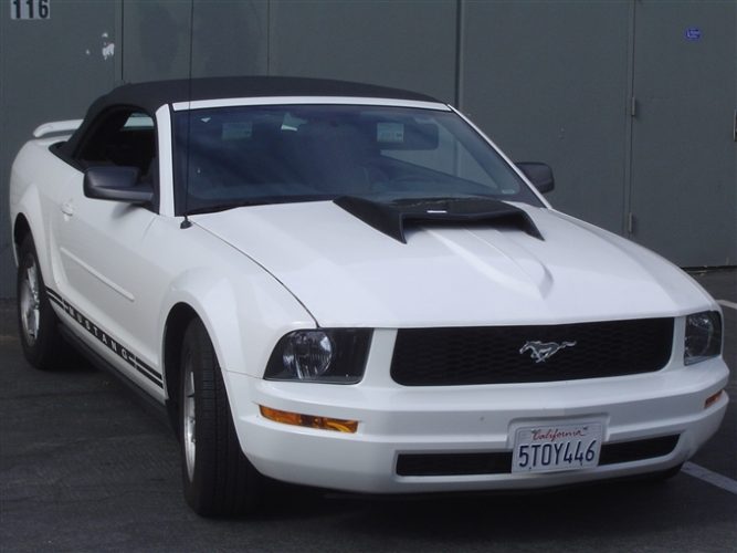 2005-2009 Mustang Fiberglass A40 Ram Air Hood