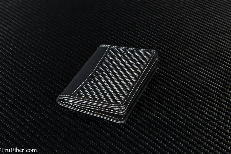 Trucarbon Carbon Fiber & Leather Cards Holder - view 4